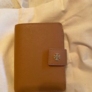 Tory Burch wallet